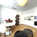 Matis 2 - Centrum Apartment *